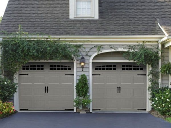 Carriage-House (1)