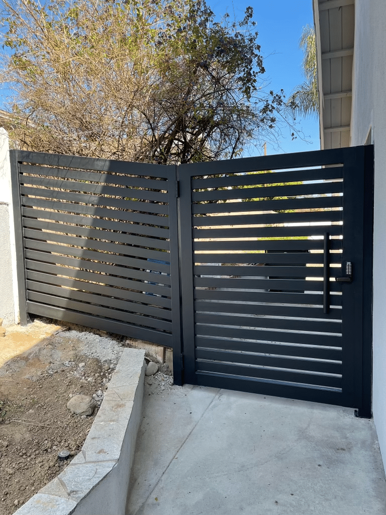 Pedestrian gate